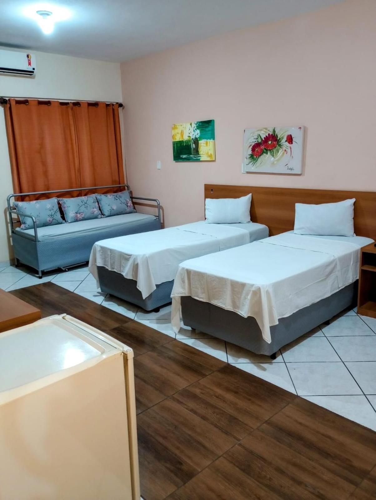 Calabreza Hotel E Restaurante Tres Coracoes Ngoại thất bức ảnh